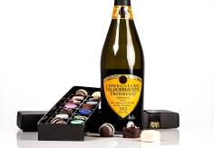 prosecco and chocolate gift box